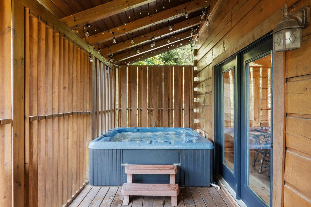 Mountain View 5 Bdrm Gatlinburg Cabin Near Downtown Arts Exterior foto